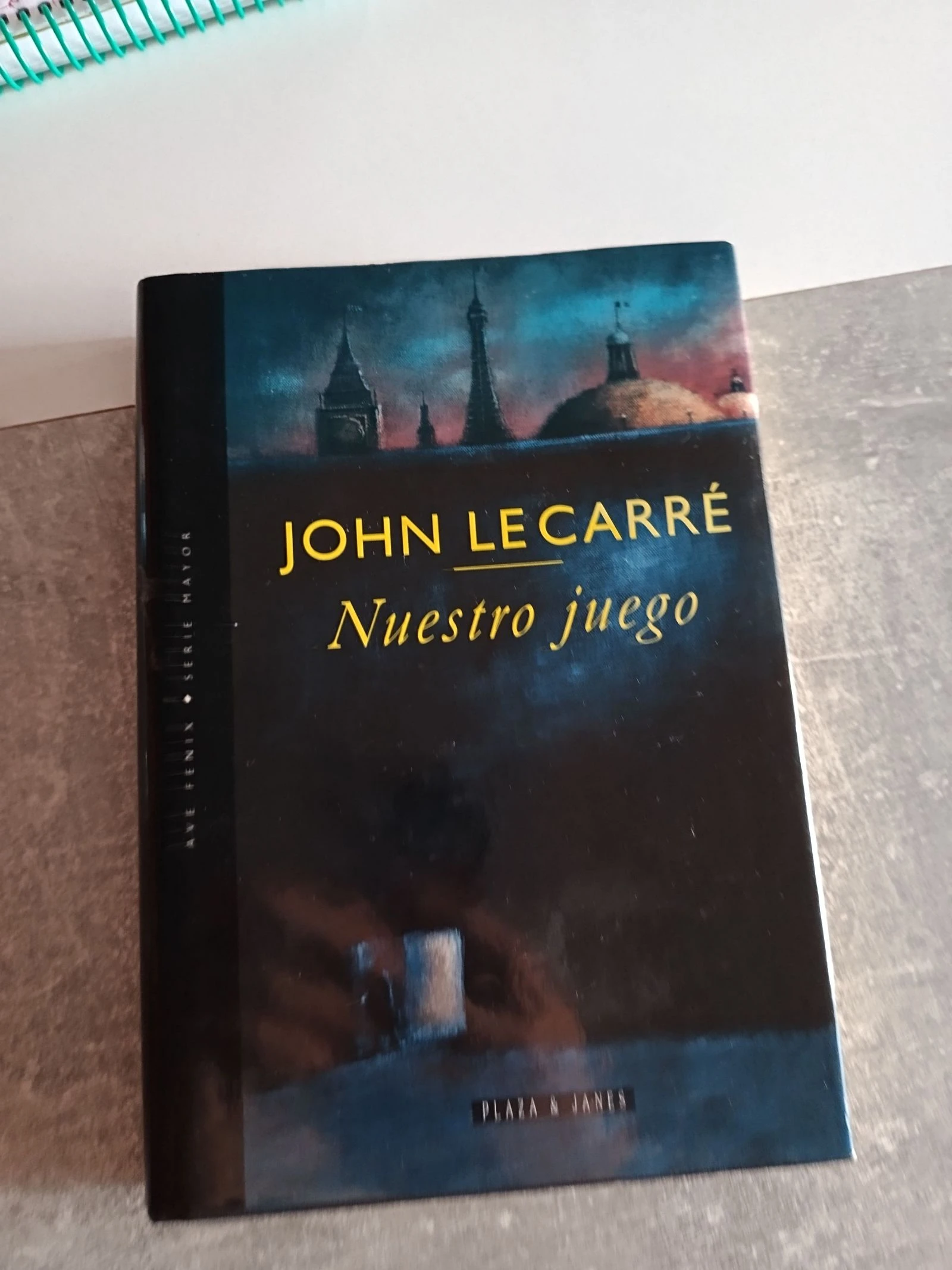 Nuestro juego, John le carre 1995